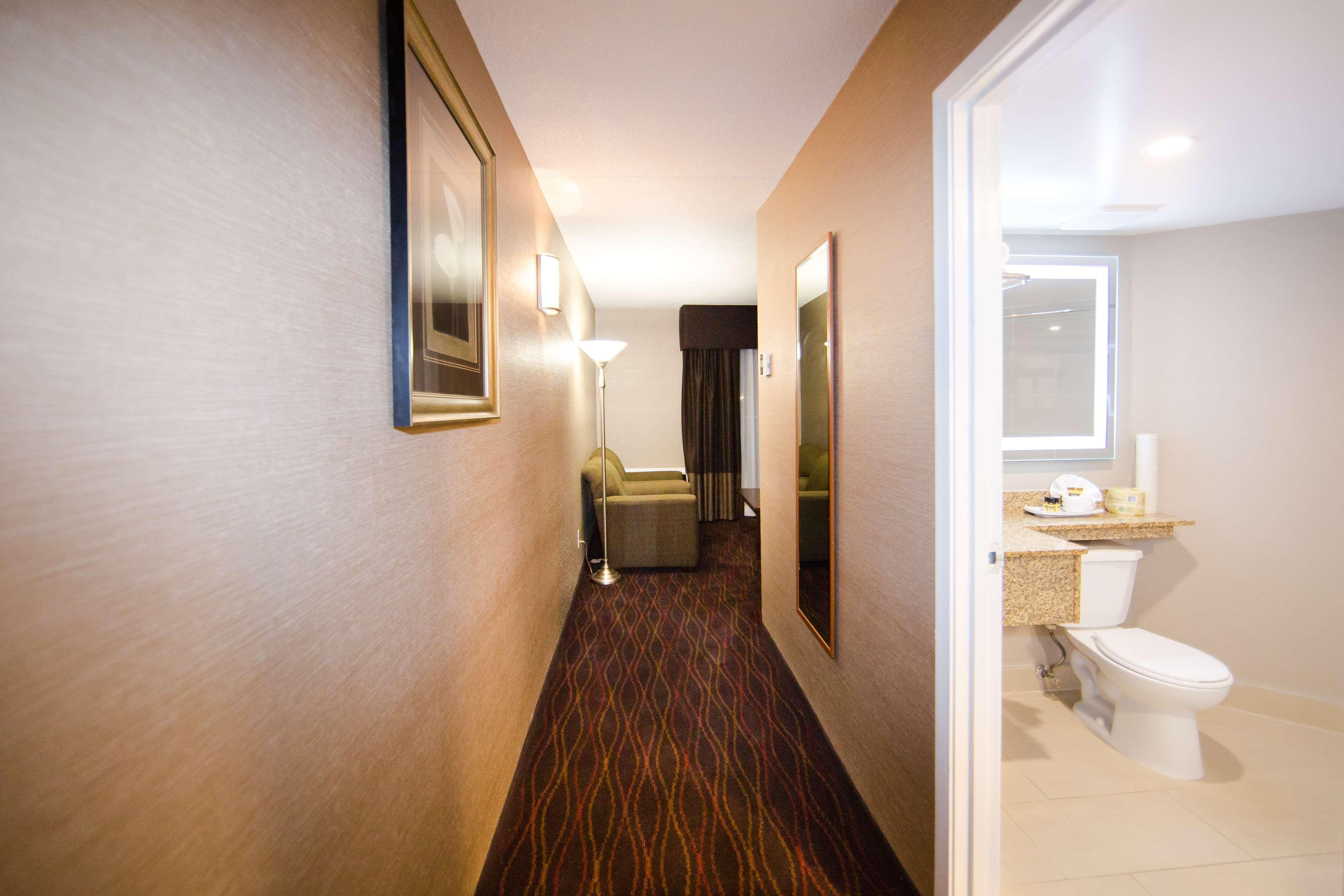 Best Western Plus Ottawa Kanata Hotel And Conference Centre Zewnętrze zdjęcie