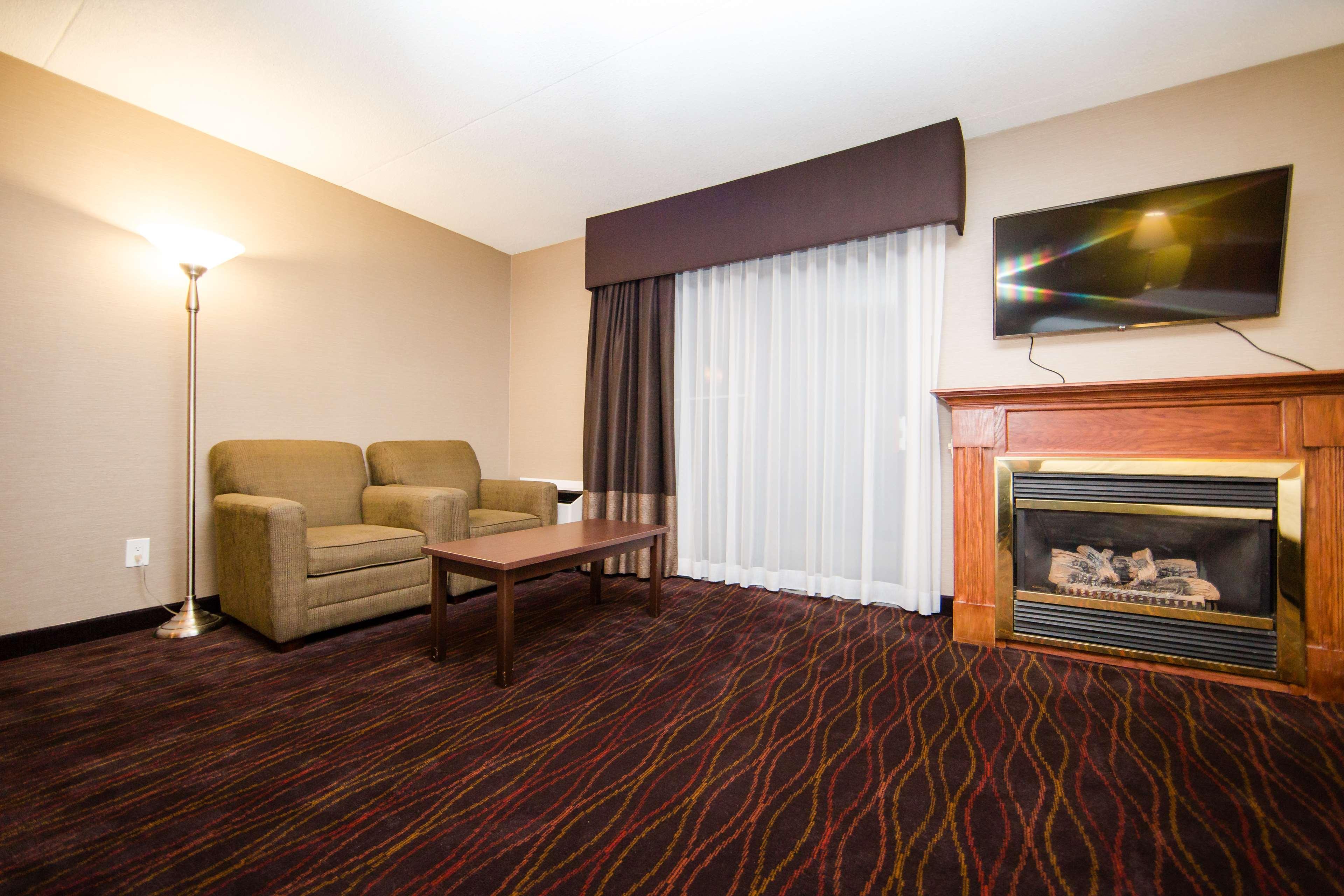 Best Western Plus Ottawa Kanata Hotel And Conference Centre Zewnętrze zdjęcie